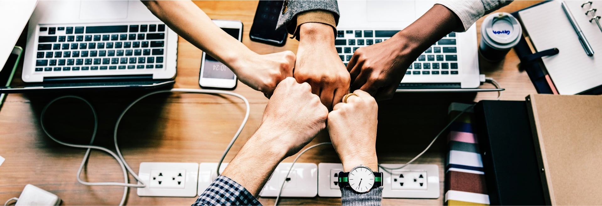 Bump collaboration colleagues 1068523 1